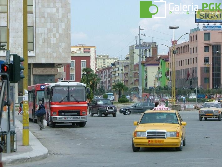Tirana widok ogólny